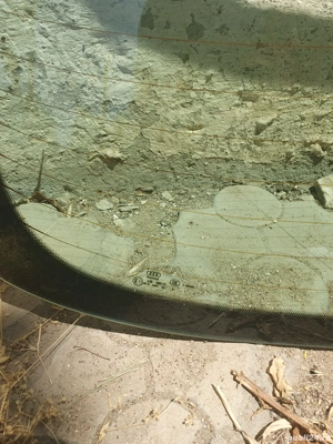 Vand luneta spate Audi A4 - imagine 2