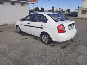 Hyundai Accent 2009 - imagine 2 Hyundai Accent 2009 - imagine 2