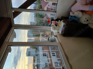 Proprietar vând apartament.