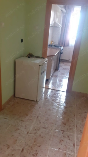 Vând apartament 3 camere  - imagine 2