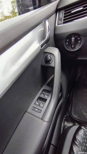 Skoda Octavia 2.0 DSG - imagine 5
