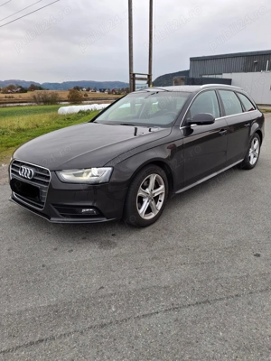 Audi A4 Mașină foarte frumoasă