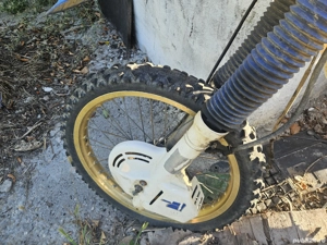 Dezmembrez Suzuki dr 650  - imagine 4 Dezmembrez Suzuki dr 650  - imagine 4