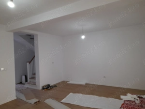 Casa de vanzare tip duplex despartita prin camera tehnica  - imagine 3