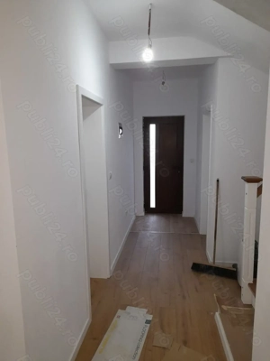 Casa de vanzare tip duplex despartita prin camera tehnica  - imagine 5