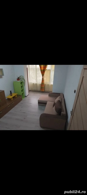 vind apartament doua camere  - imagine 2