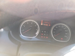 Vând Dacia Duster Negru,1,5 Diesel