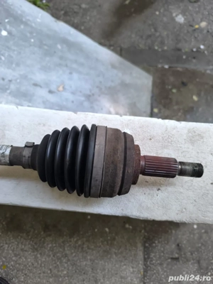 Planetară dreapta față Dacia Duster 1.6 benzină