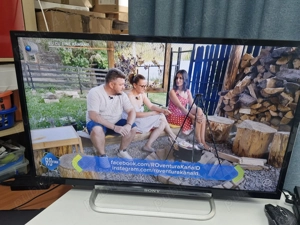 TV LCD Sony BRAVIA 32 inch, 82 cm. + telecomanda