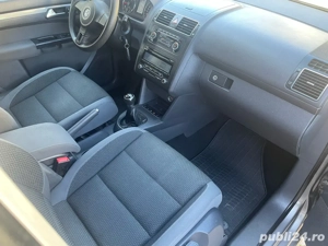 Vw Touran 1.6Tdi-Climatronic-Tempomat-Parcheaza singura ! - imagine 5 Vw Touran 1.6Tdi-Climatronic-Tempomat-Parcheaza singura ! - imagine 5