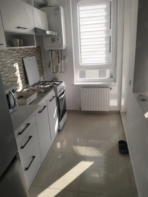 Închiriez apartament 2 camere  - imagine 4