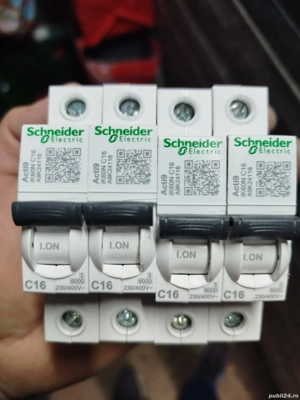set de 4 Sig.aut.1P, 16 A, curba B Schneider , se vinde ca set.