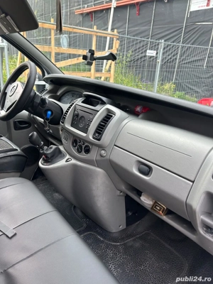 opel vivaro - imagine 2