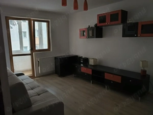 Închiriez ap.2 camere decomandate