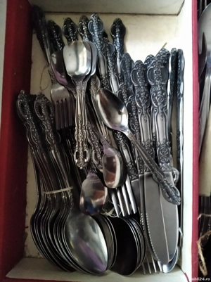 Vand set tacâmuri vechi deosebitey