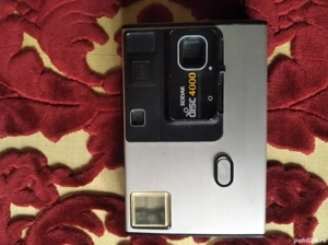 Vand aparate foto vechi