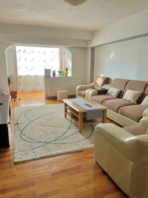 Apartament cu trei camere - imagine 3