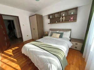 Apartament cu trei camere - imagine 5