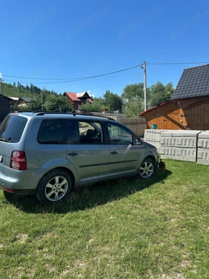 Vând Volkswagen Touran 1.9 TDI