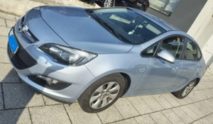 Opel Astra Sedan 2017 - imagine 3