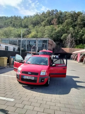 Ford Fusion  - imagine 7 Ford Fusion  - imagine 7