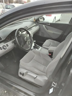 Volkswagen Passat B6 - imagine 2 Volkswagen Passat B6 - imagine 2