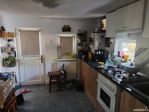 Casa 3 camere bucătărie,baie toate utilitățile la 8 km de Selgros Craiova - imagine 7
