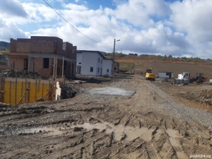 Teren intravilan de vânzare