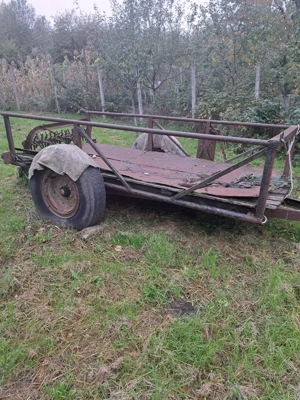 De vanzare remorca pe o axa si plug cu 3 trupite pentru u 650 - imagine 4