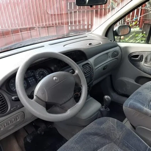 Renault Megane Scenic 2002 benzina 1.6 - masina familiei - imagine 4
