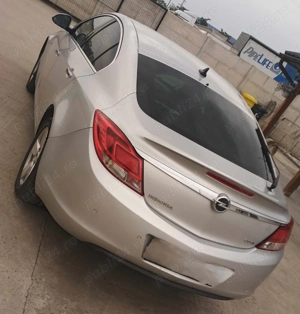 Opel Insignia 2011