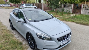 -VOLVO-V-40- Interior Piele-Crem-Motor 2.0-Diesel-190 cp-Model Deosebit-IMPECABIL-!!! - imagine 5