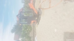 Închirez miniexcavator de 1.6 t - imagine 2