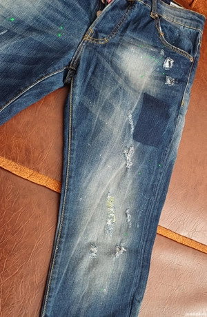 Blugi dsquared2 mărimea 52 - imagine 2