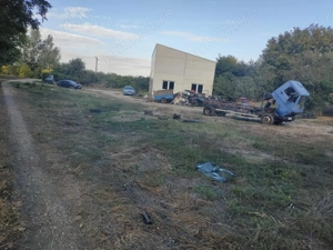 Casa cu teren 2200 mp si hala noua de 154 mp in localitatea Bodrogu Nou la 10 km de Arad - imagine 4