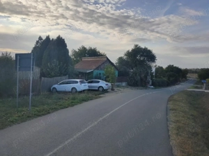 Casa cu teren 2200 mp si hala noua de 154 mp in localitatea Bodrogu Nou la 10 km de Arad - imagine 5