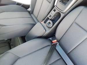 Audi A3  Hatchback Advanced  - imagine 5