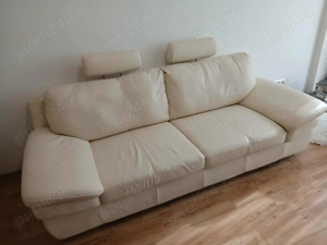 canapea din piele naturală crem deschis 