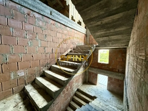 Cladire la rosu 1530 mp - 30 camere, teren 2000 mp Balotesti, azil/clinica/hotel - imagine 7