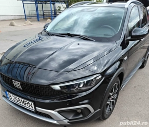 Autoturism Fiat Tipo Cross 
