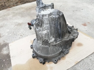 cutie viteze manuala 5+1 volkswagen up - imagine 3