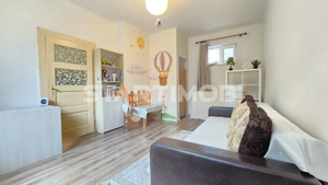 Garsoniera decomandata la casa cartier  Noua