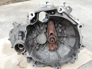 cutie viteze manuala 5+1 volkswagen up - imagine 10