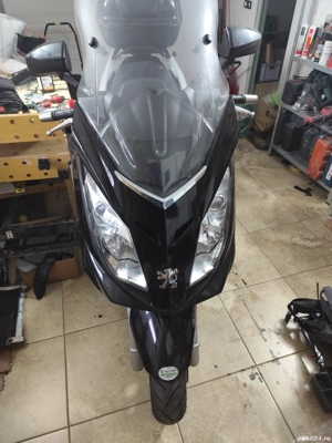 Scuter Peugeot satelis 250 - imagine 5 Scuter Peugeot satelis 250 - imagine 5