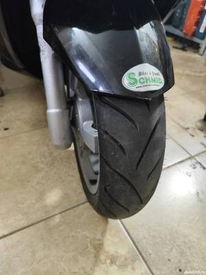 Scuter Peugeot satelis 250 - imagine 2 Scuter Peugeot satelis 250 - imagine 2