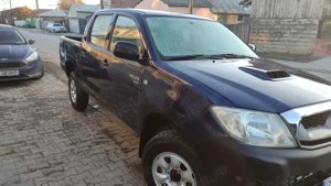 Vând Toyota Hilux 2009, originala ,4x4, cu Aer Cond - imagine 8 Vând Toyota Hilux 2009, originala ,4x4, cu Aer Cond - imagine 8