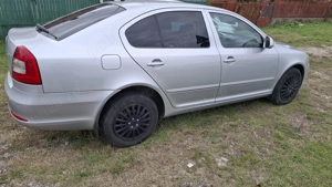 Vând Skoda anul 2010 - imagine 5