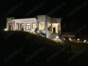 Vila de lux la munte Brasov Zarnesti Plaiul Foii, teren strabatut de rau, 2 hect., toate utilitatile