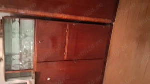 Vând dulap din stejar 