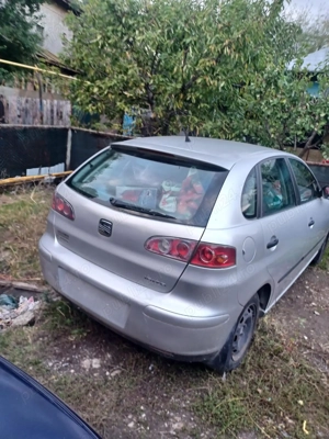 Seat Ibiza din 2004 1.2 cmc - imagine 5